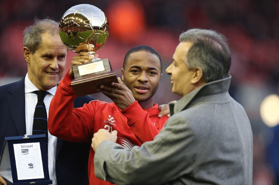 体育登录-那不勒斯力克利物浦，博格巴乌龙送礼世界杯