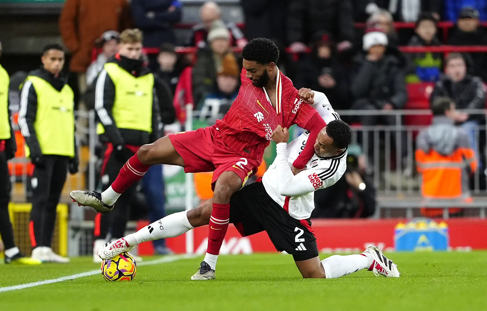 包含英格兰队逆转波兰队，林高远关键制胜的词条