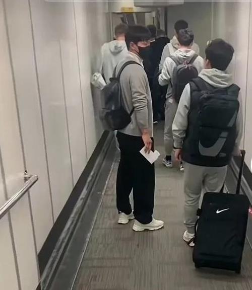 开云体育中国-比赛临近,球队整装待发,备战全线拉起